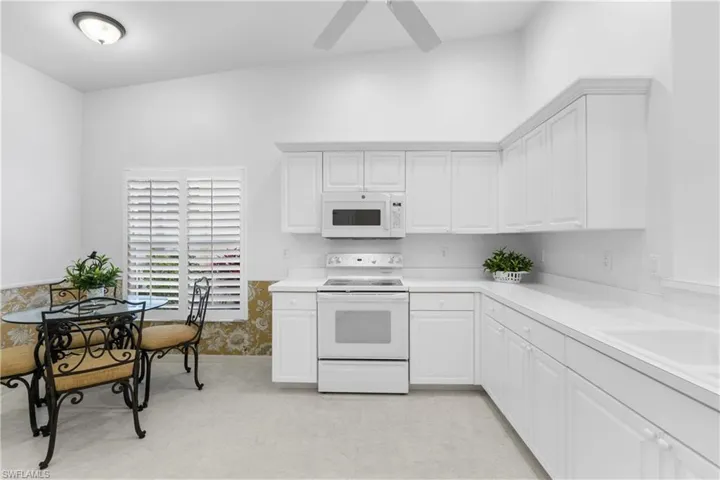 25161 Golf Lake Cir, Bonita Springs Fl 34135