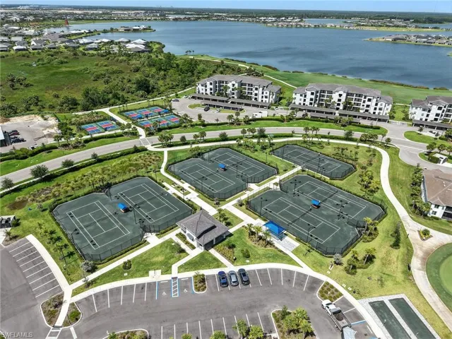 Bird's eye view of tennis courts