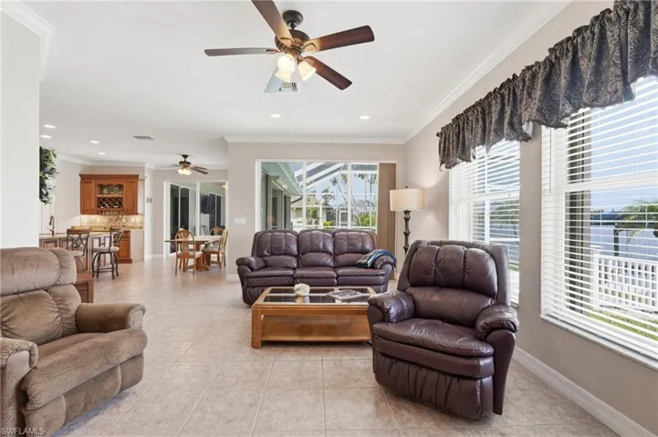 413 Se 6th St, Cape Coral, Florida 33990