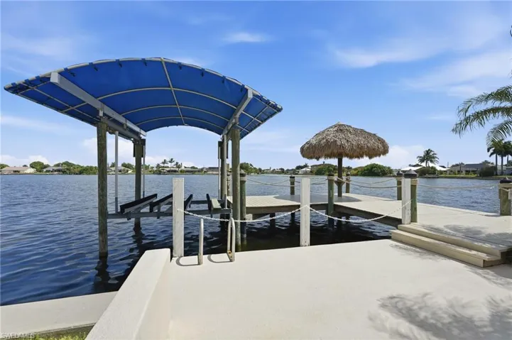 413 Se 6th St, Cape Coral, Florida 33990