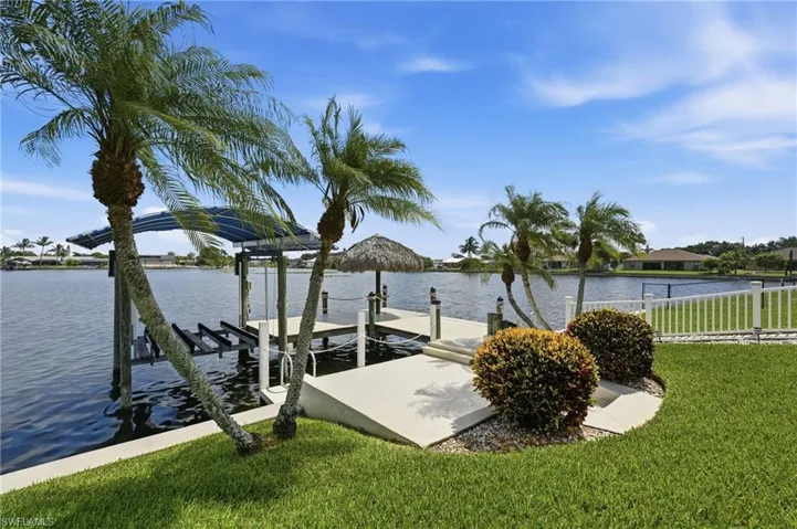 413 Se 6th St, Cape Coral, Florida 33990
