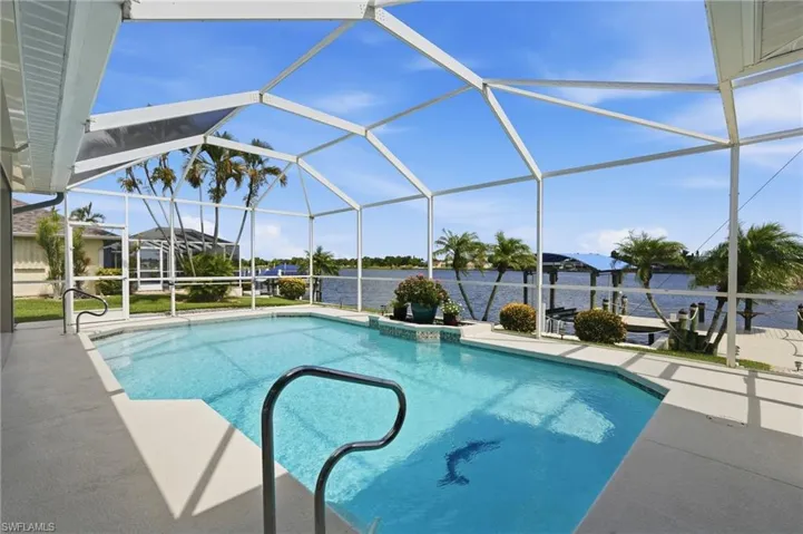 413 Se 6th St, Cape Coral, Florida 33990