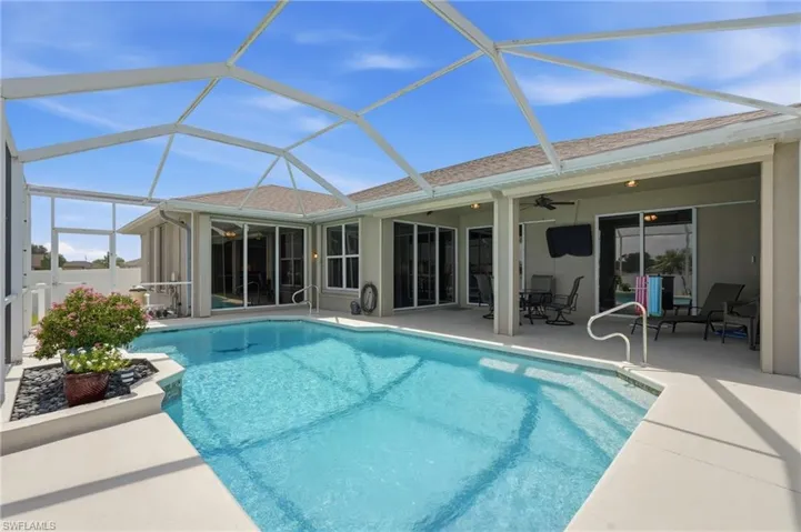 413 Se 6th St, Cape Coral, Florida 33990