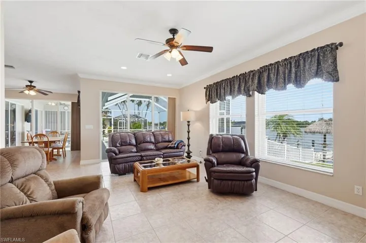 413 Se 6th St, Cape Coral, Florida 33990