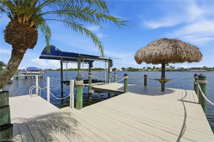 413 Se 6th St, Cape Coral, Florida 33990