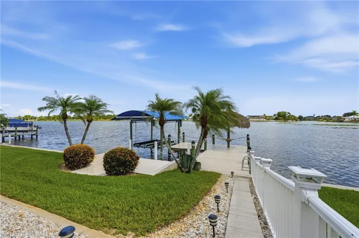 413 Se 6th St, Cape Coral, Florida 33990