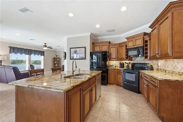413 Se 6th St, Cape Coral, Florida 33990
