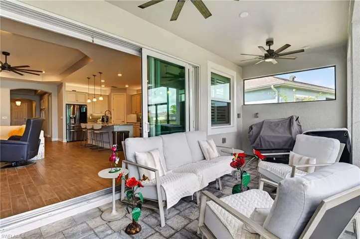 Outdoor Enclosed Lanai