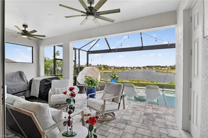Outdoor Enclosed Lanai