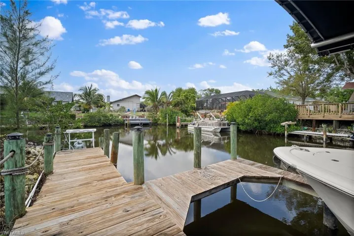 Boat dock/ fish station
