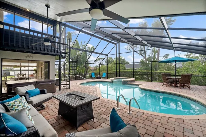 20560  Park  PL, Estero, FL 33928