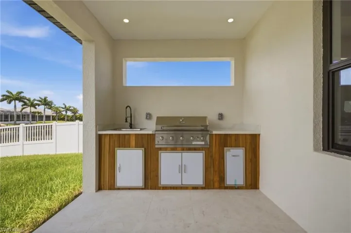 3106 Nw 14th Ter, Cape Coral, Florida 33993