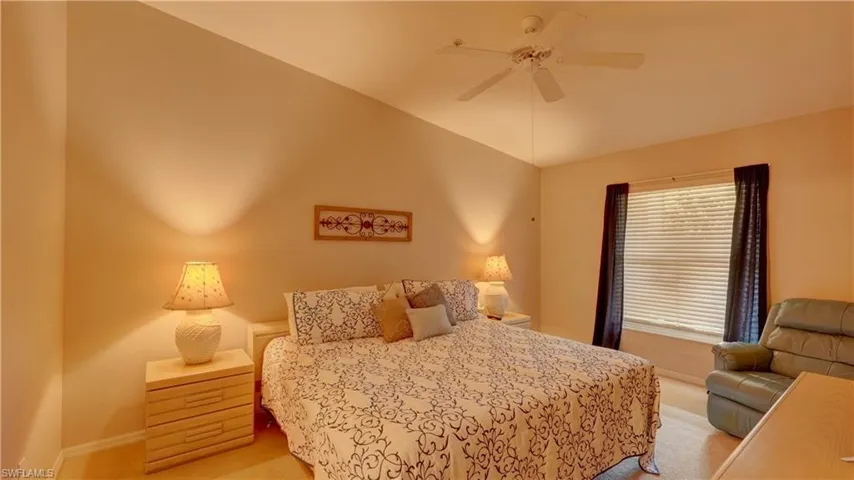 8083 Queen Palm Ln 424, Fort Myers, Florida 33966