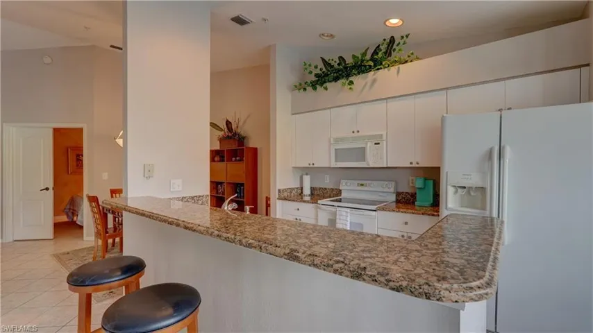 8083 Queen Palm Ln 424, Fort Myers, Florida 33966