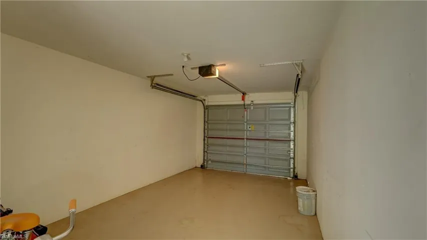 8083 Queen Palm Ln 424, Fort Myers, Florida 33966