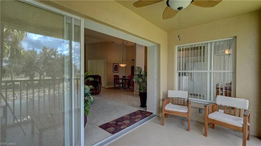 8083 Queen Palm Ln 424, Fort Myers, Florida 33966
