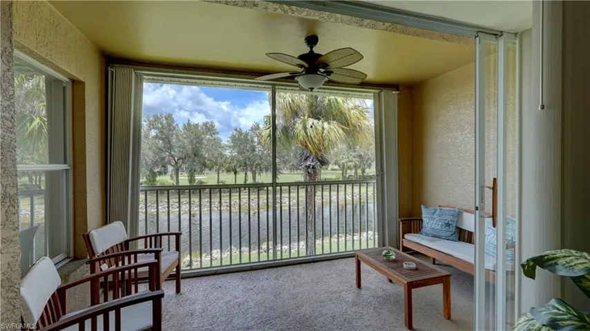 8083 Queen Palm Ln 424, Fort Myers, Florida 33966