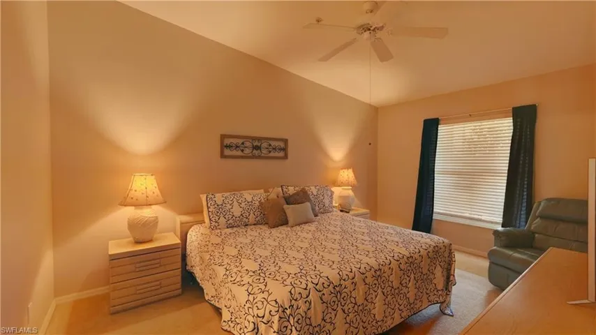 8083 Queen Palm Ln 424, Fort Myers, Florida 33966