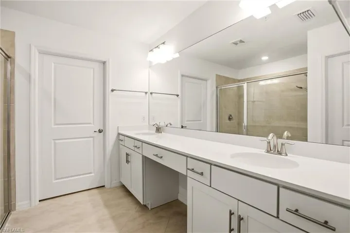 3751 Pebblebrook Ridge Ct 101, Fort Myers, Florida 33905