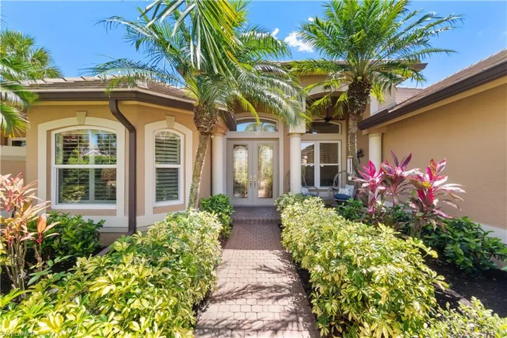 9687  Wilshire Lakes  BLVD, Naples, FL 34109
