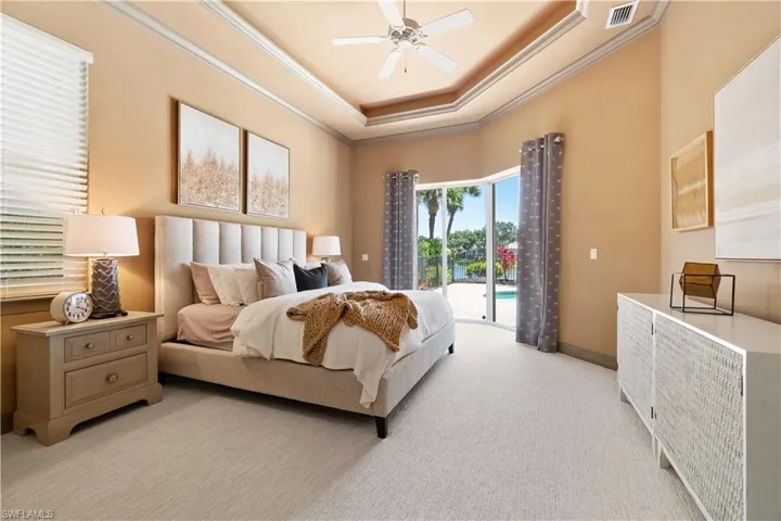 9687  Wilshire Lakes  BLVD, Naples, FL 34109