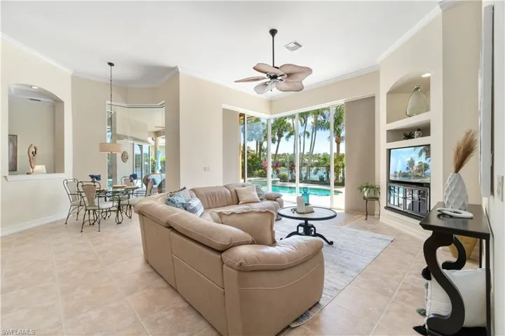 9687  Wilshire Lakes  BLVD, Naples, FL 34109
