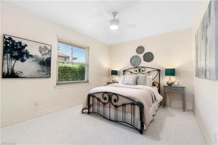 9687  Wilshire Lakes  BLVD, Naples, FL 34109