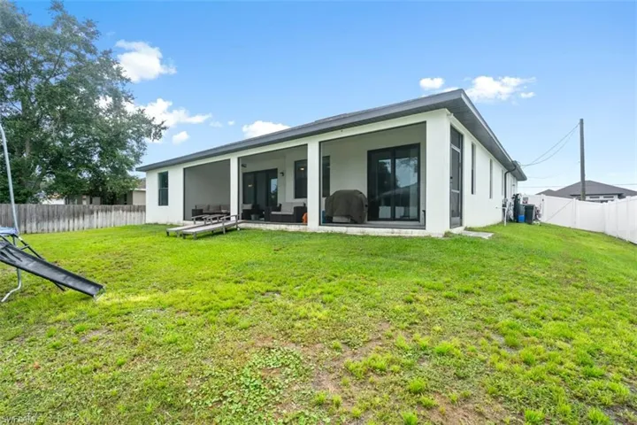 14221  Chancellor  ST, Fort Myers, FL 33905