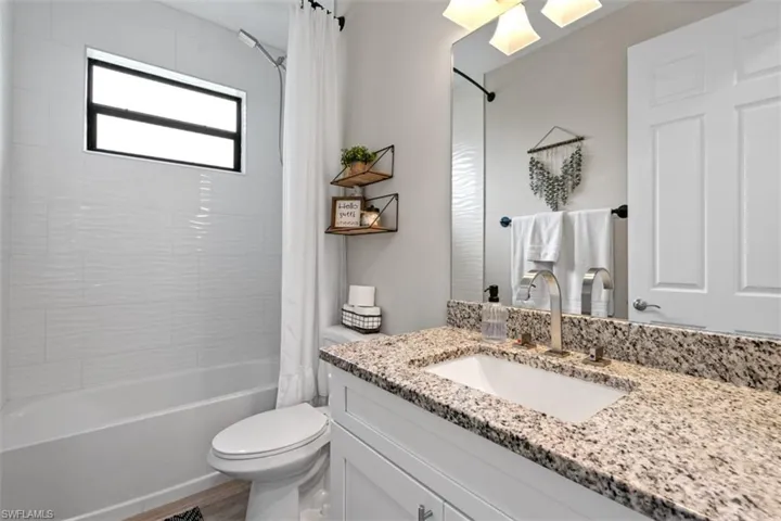 14221  Chancellor  ST, Fort Myers, FL 33905