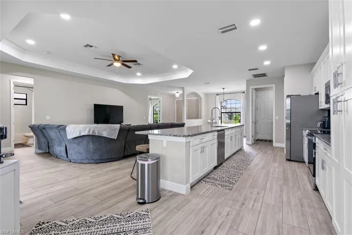 14221  Chancellor  ST, Fort Myers, FL 33905