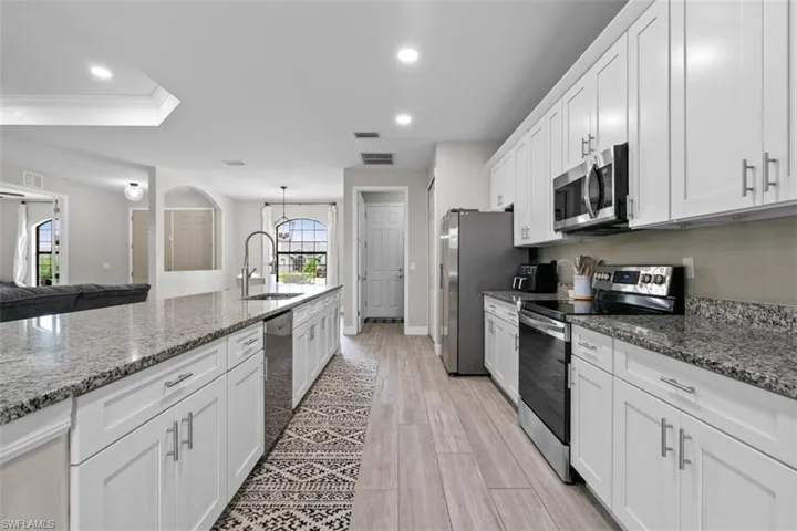 14221  Chancellor  ST, Fort Myers, FL 33905