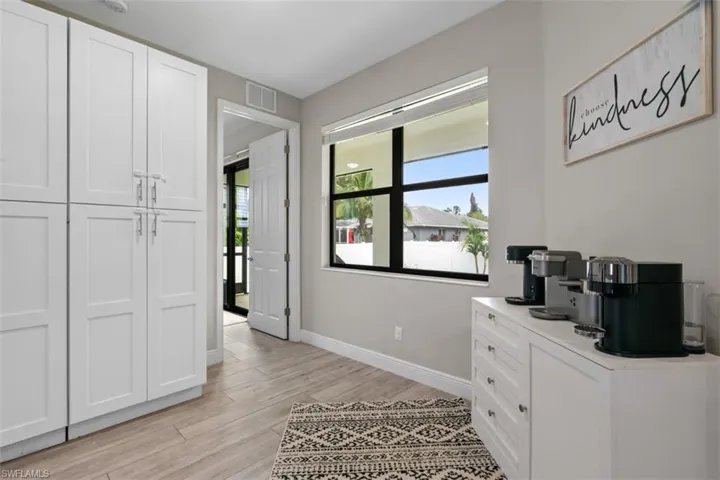 14221  Chancellor  ST, Fort Myers, FL 33905