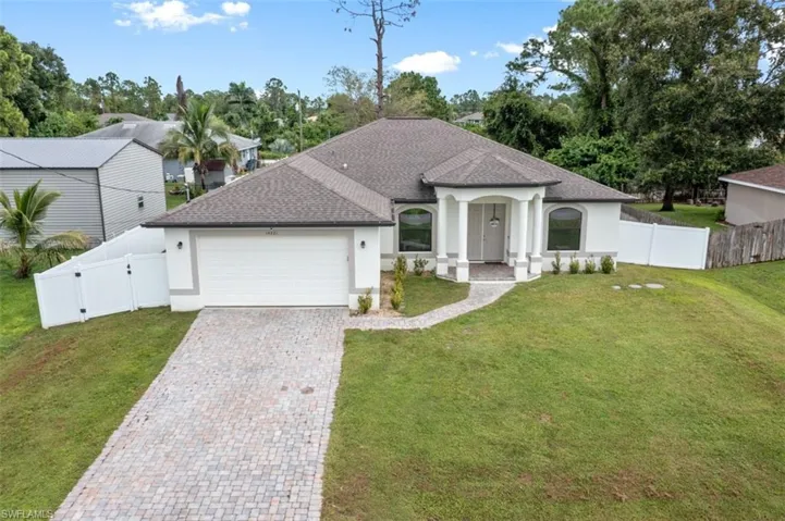 14221  Chancellor  ST, Fort Myers, FL 33905