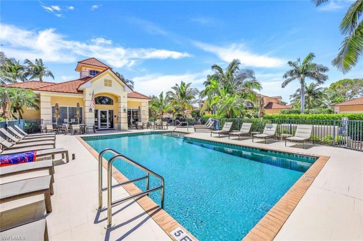 8637 Champions PT # 901, NAPLES FL 34113