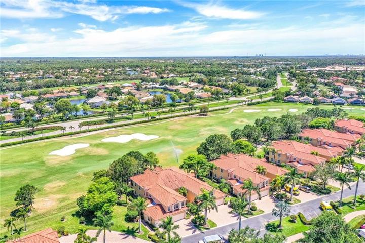 8637 Champions PT # 901, NAPLES FL 34113
