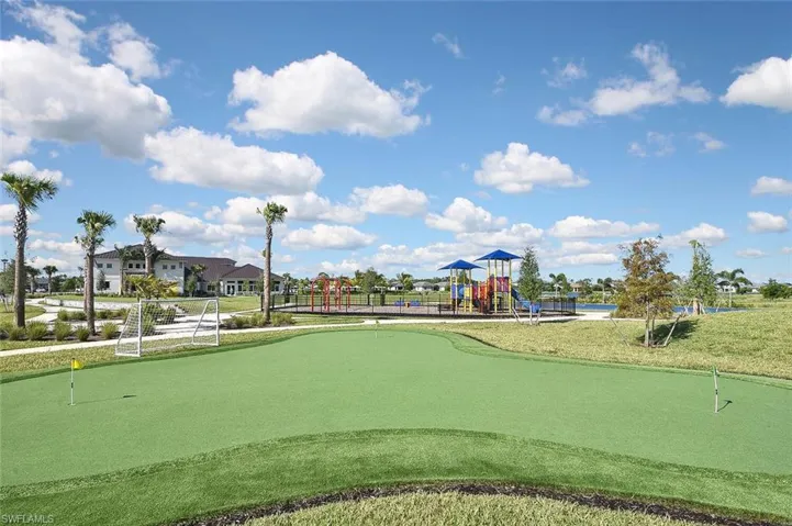 14101  Pine Lodge  LN, Fort Myers, FL 33913