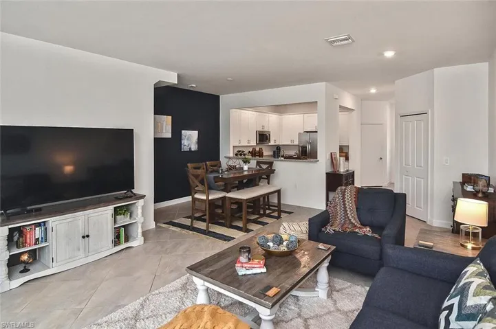 14101  Pine Lodge  LN, Fort Myers, FL 33913