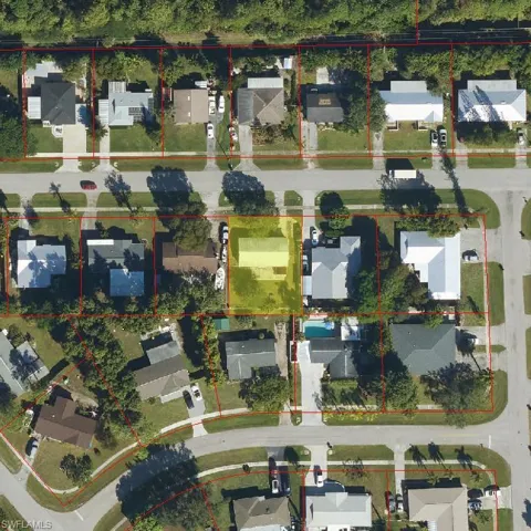 3088 Poinciana Dr, Naples, Florida 34105