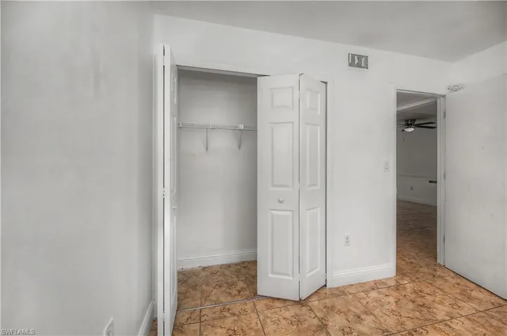2700 Park Windsor Dr 713, Fort Myers, Florida 33901