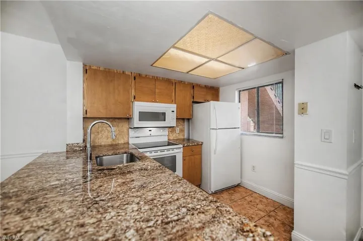 2700 Park Windsor Dr 713, Fort Myers, Florida 33901