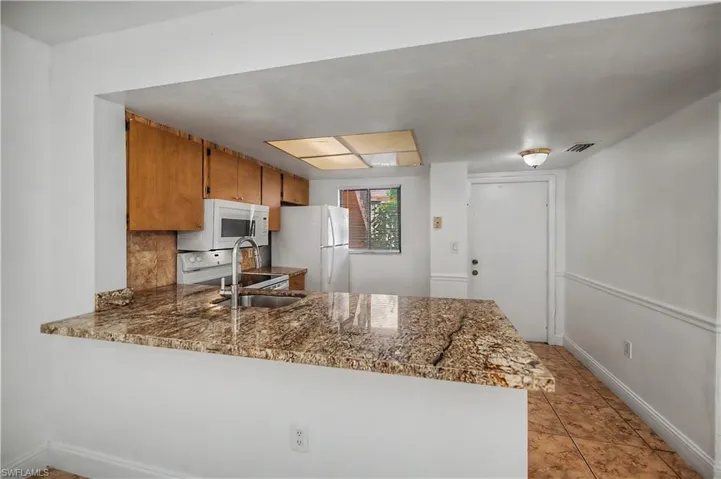 2700 Park Windsor Dr 713, Fort Myers, Florida 33901