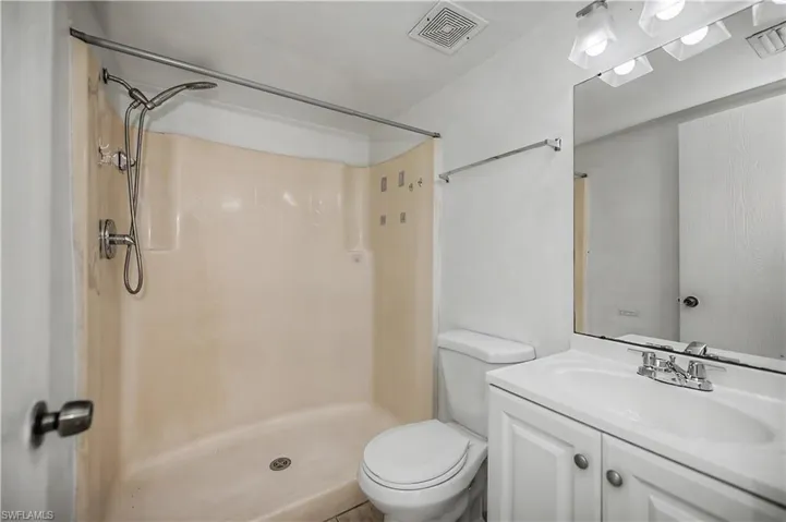 2700 Park Windsor Dr 713, Fort Myers, Florida 33901
