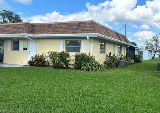 2213 Gardenia Way, Lehigh Acres, Florida 33936
