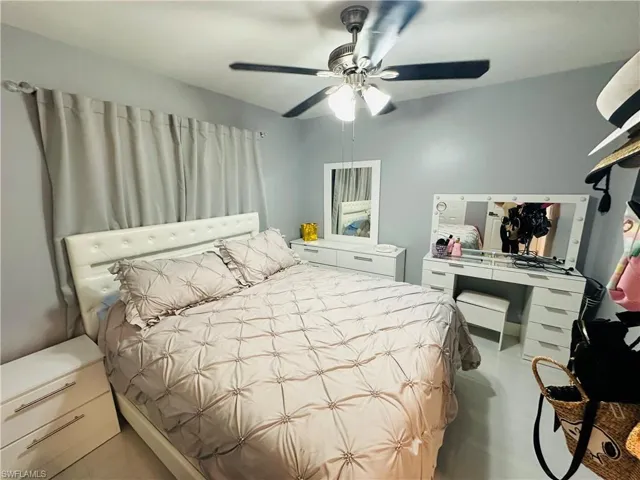 Bedroom with ceiling fan