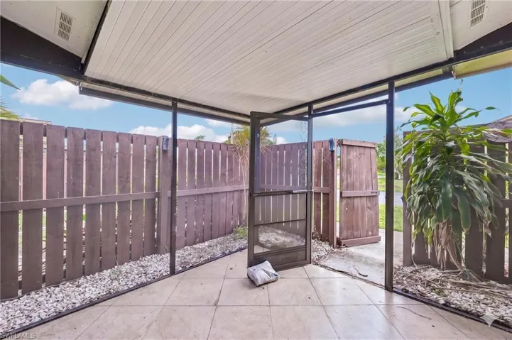 17327 Birchwood Ln, Fort Myers, Florida 33908