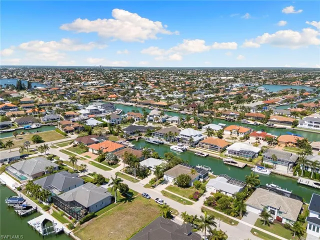 751 Orchid Ct, Marco Island, Florida 34145