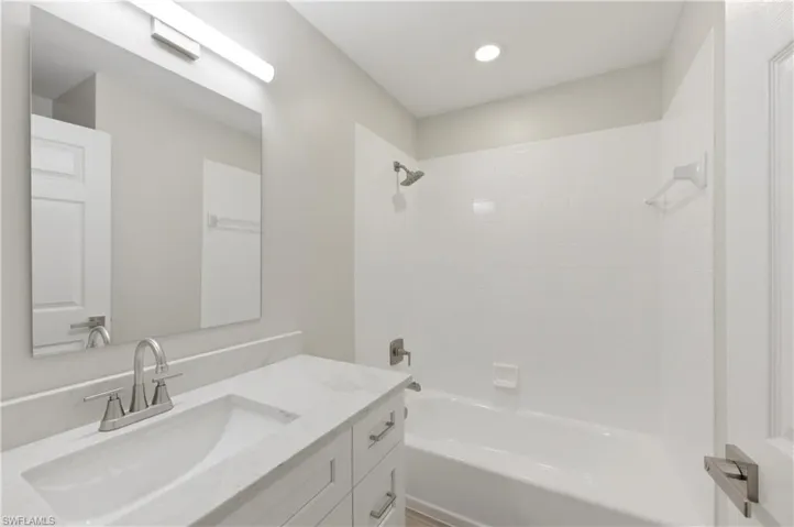 741  9th SW ST, Naples, FL 34117