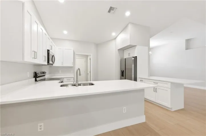741  9th SW ST, Naples, FL 34117
