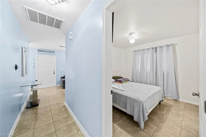 1243 Earnest St E, Lehigh Acres, Florida 33974