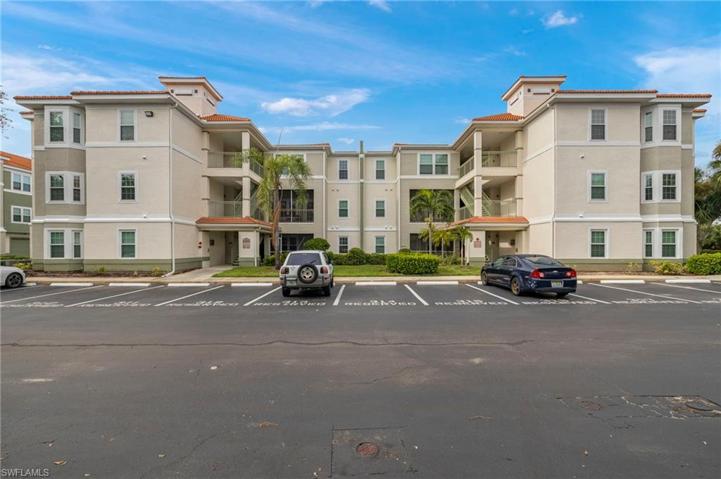 23560  Walden Center  DR, Estero, FL 34134